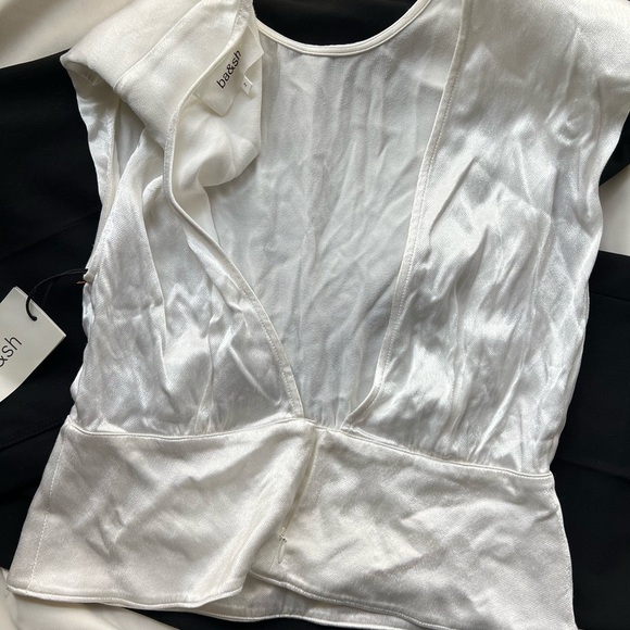 Ba&Sh White wide shoulder blouse ✨ - Picture 5 of 5